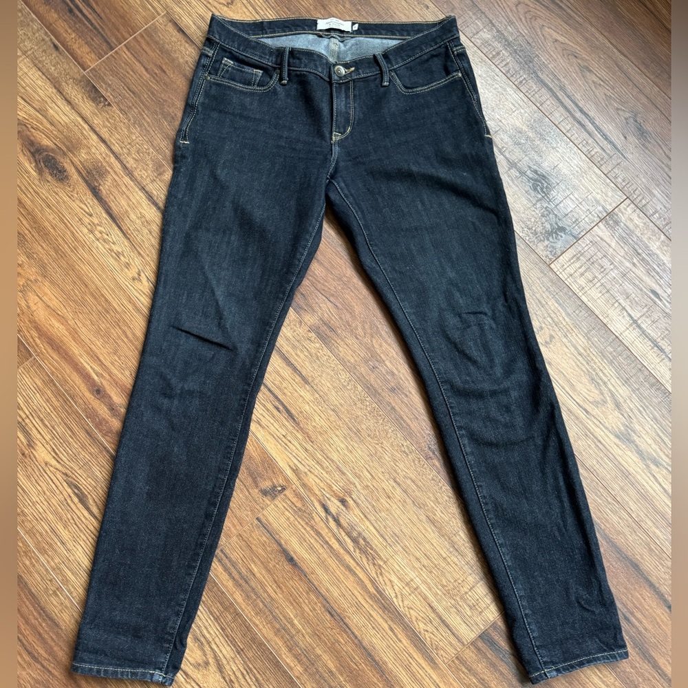 Size 4 Abercrombie & Fitch Dark Skinny Jeans